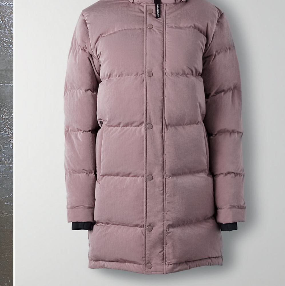 Aritzia super puff crinkle
